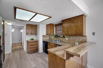 9427 Braeburn Glen, Austin, TX 78729 - Photo 11