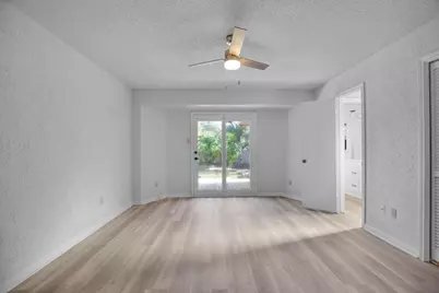 9427 Braeburn Glen, Austin, TX 78729 - Photo 17