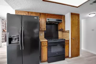 9427 Braeburn Glen, Austin, TX 78729 - Photo 13