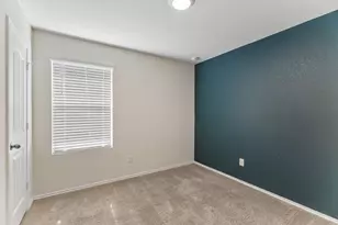 216 Dorchester Dr, Uhland, TX 78640 - Photo 13