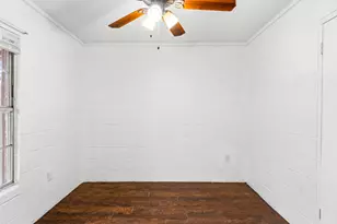 1210 Perez St, Austin, TX 78721 - Photo 7