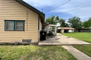 1118 N 2nd St, Temple, TX 76501 - Photo 3