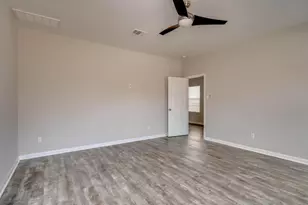 688 Donegal Ln, Georgetown, TX 78626 - Photo 19