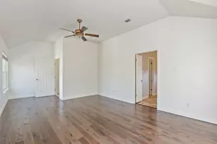 12052 Tulare Dr, Austin, TX 78738 - Photo 15