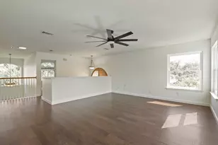 12052 Tulare Dr, Austin, TX 78738 - Photo 11