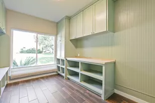 12052 Tulare Dr, Austin, TX 78738 - Photo 9