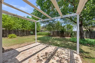 3906 Tattershall Ln, Austin, TX 78727 - Photo 25