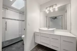 3906 Tattershall Ln, Austin, TX 78727 - Photo 19