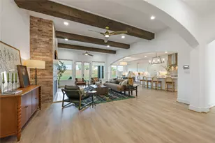 131 Hydrangea Dr, Smithville, TX 78957 - Photo 11