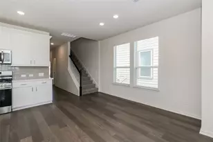 530 Ansley Ct, Taylor, TX 76574 - Photo 3