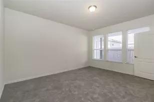 530 Ansley Ct, Taylor, TX 76574 - Photo 13