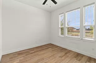 162 Adelton Blvd, Bastrop, TX 78602 - Photo 21