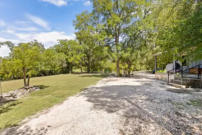 5775 County Road 200, Liberty Hill, TX 78642 - Photo 27