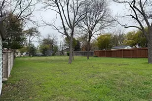 510 E 17th St, Georgetown, TX 78626 - Photo 1