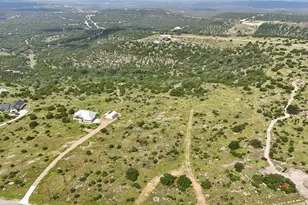 144 Cherokee Rdg, Bertram, TX 78605 - Photo 3