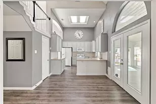 910 Point Run Dr, Pflugerville, TX 78660 - Photo 15