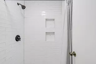 1111 W 10th St, Austin, TX 78703 - Photo 17