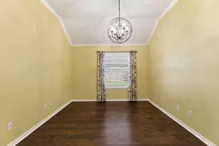 3005 Parker Dr, Georgetown, TX 78628 - Photo 11
