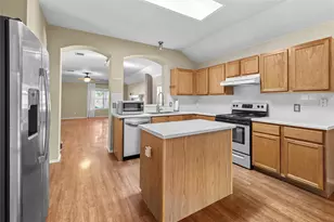 1005 Haleys Way Dr, Buda, TX 78610 - Photo 15