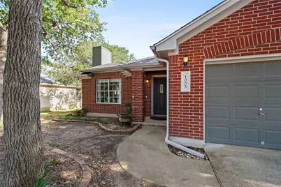 1005 Haleys Way Drive, Buda, TX 78610 - Photo 3