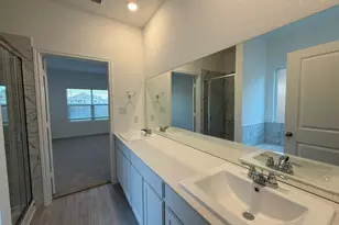 499 Avre Loop, Kyle, TX 78640 - Photo 17