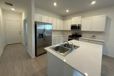 499 Avre Loop, Kyle, TX 78640 - Photo 11