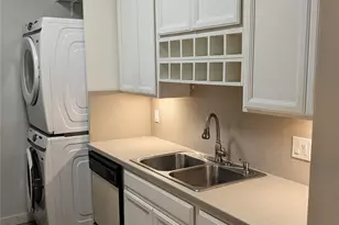 2529 Rio Grande St, Austin, TX 78705 - Photo 7