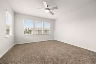 605 W South St, Leander, TX 78641 - Photo 23
