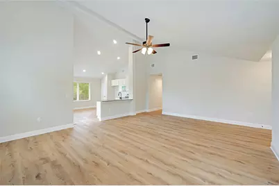 21502 Paine Avenue, Lago Vista, TX 78645 - Photo 5