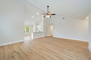 21502 Paine Ave, Lago Vista, TX 78645 - Photo 5