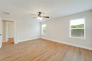 21502 Paine Ave, Lago Vista, TX 78645 - Photo 15