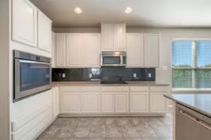 14712 Lake Victor Dr, Pflugerville, TX 78660 - Photo 7