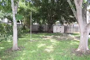 30007 Oakland Hills Dr, Georgetown, TX 78628 - Photo 39