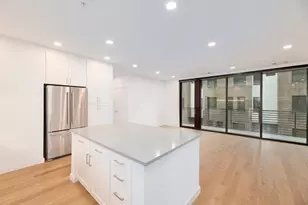 900 S 1st St, Austin, TX 78704 - Photo 9