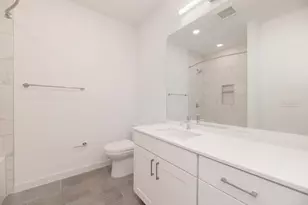 900 S 1st St, Austin, TX 78704 - Photo 17