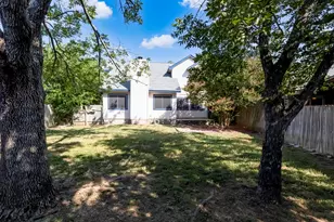6415 Jennings Dr, Austin, TX 78727 - Photo 29