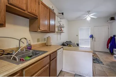 3206 King Street #203, Austin, TX 78705 - Photo 11