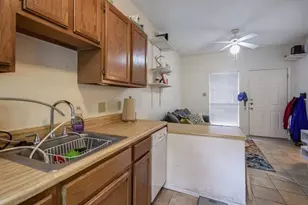 3206 King St, Austin, TX 78705 - Photo 11