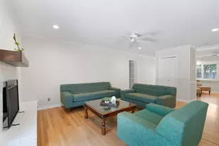 8605 Primrose Ln, Austin, TX 78757 - Photo 5