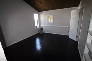 805 Paisley Dr, Briarcliff, TX 78669 - Photo 11