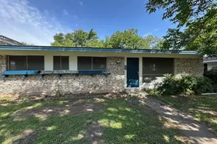 7504 Northcrest Blvd, Austin, TX 78752 - Photo 1