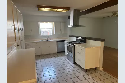 7504 Northcrest Boulevard, Austin, TX 78752 - Photo 9