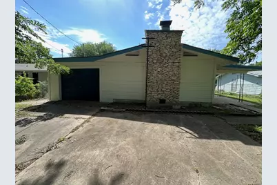 7504 Northcrest Boulevard, Austin, TX 78752 - Photo 25