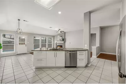 4319 S Summercrest Loop, Round Rock, TX 78681 - Photo 17