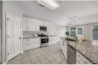 4319 S Summercrest Loop, Round Rock, TX 78681 - Photo 15