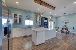 243 Hershal Ln, Cedar Creek, TX 78612 - Photo 9