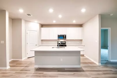 1532 Homestead Farms Drive, Round Rock, TX 78665 - Photo 11