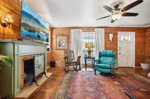 801 Bishop St, Smithville, TX 78957 - Photo 5