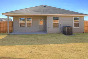 331 Yellowstone Dr, Kyle, TX 78640 - Photo 17