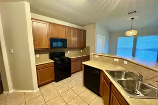 205 Bluebonnet Tr, Leander, TX 78641 - Photo 5